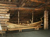 Kizhi boat building